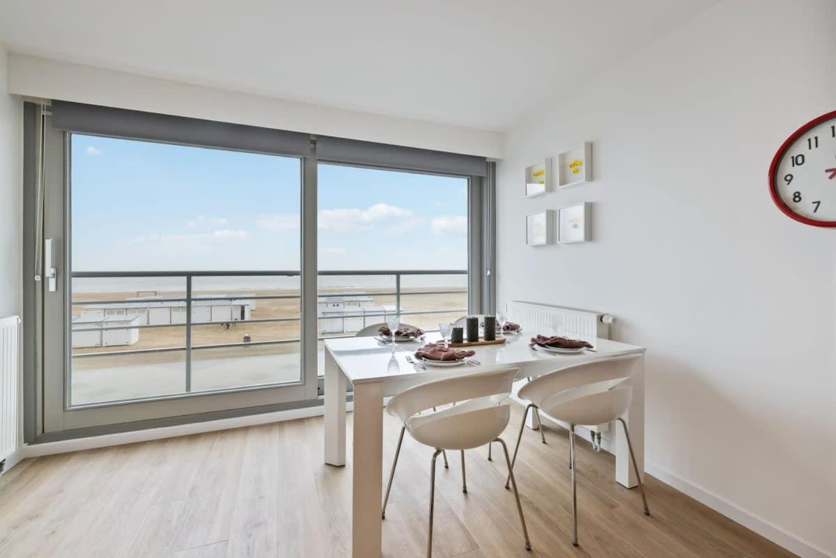 Huswell - Apartment With Frontal Sea View In Knokke ภายนอก รูปภาพ